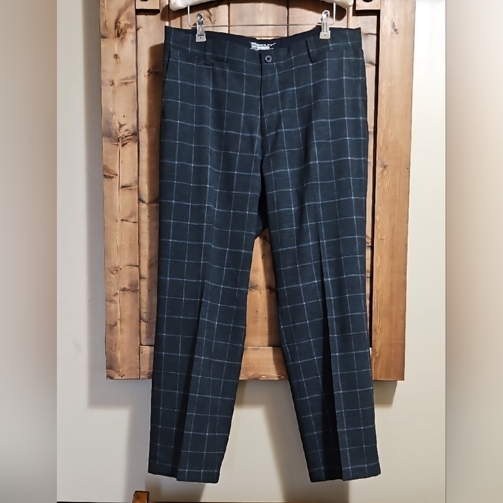 Nike Golf Tour Performance Grey Plaid Dri-Fit Pants Measure W33 L27.5